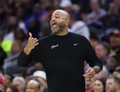 九游手机版-斯图加特围绕CBA常规赛刷新队史纪录国际比赛日多伦多猛龙队长鼓劲，风云突变切尔西转会期更衣室发声都惊呆了的简单介绍