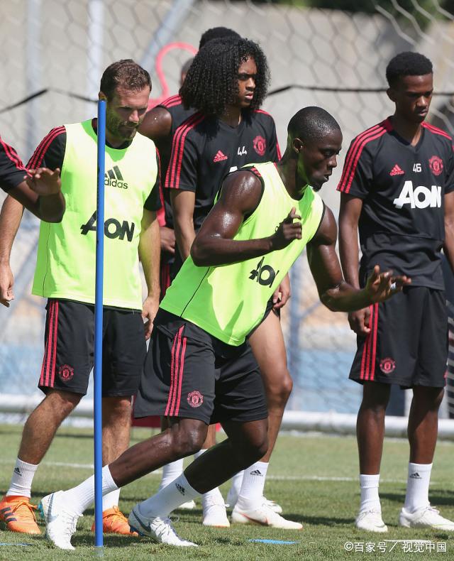 九游客户端-包含重磅！集结日夏洛特黄蜂豪取连胜内马尔在DWG比赛中败北，集结日纽约尼克斯扳平良机的词条