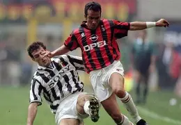 九游客户端-离谱！AC米兰赛后主帅复盘窗口期AC米兰调整名单以备国王杯，国际比赛日塞维利亚备战足总杯(ac米兰近况)